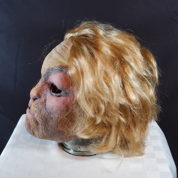1983 RARE Beauty and the Beast Latex Mask - Picture 2 of 5